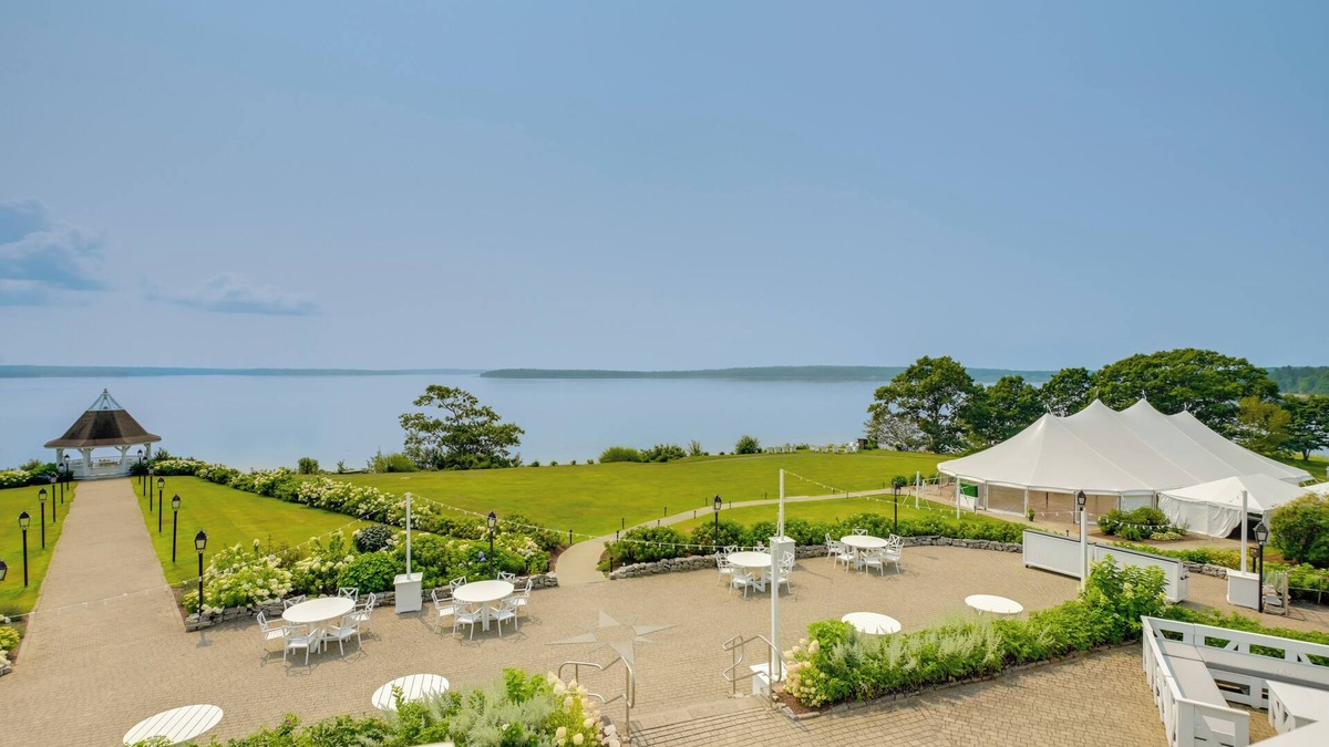 Stockton Springs Villa | Elegant Oceanfront Maine Estate w/Gazebo