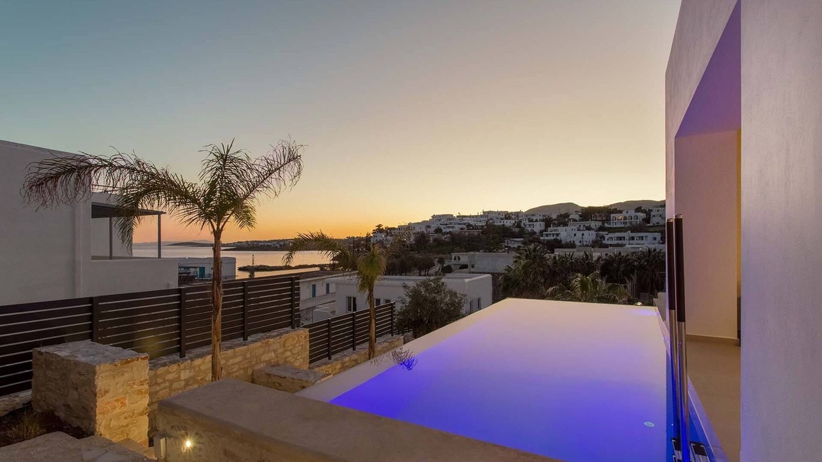 Piso Livadi Villa | Elegant Paros Villa | Villa Oceania | 4 Bedrooms | Private Pool with Saltwater.