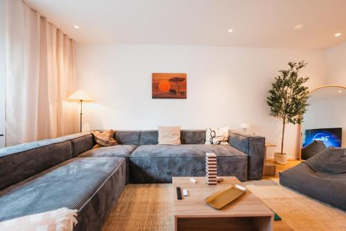 Rauental Apartment | Elegant Residence Near Old Town & Mosel River