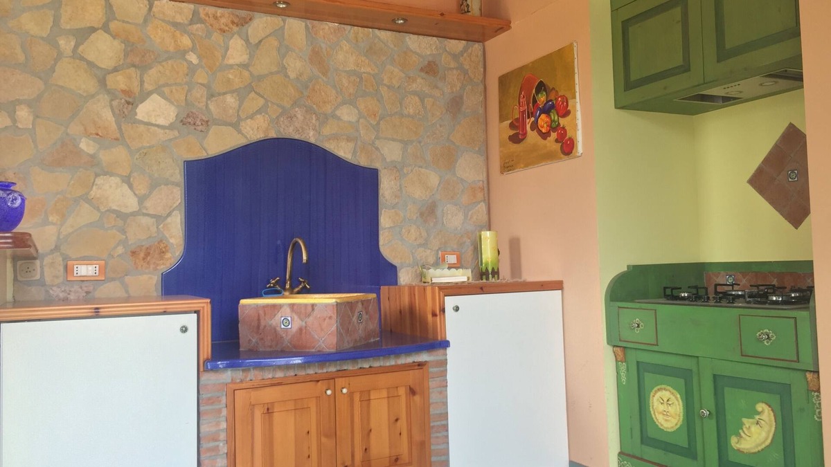 Furnari Villa | Elegant Sicilian-style villa in the Marina di Portorosa marina