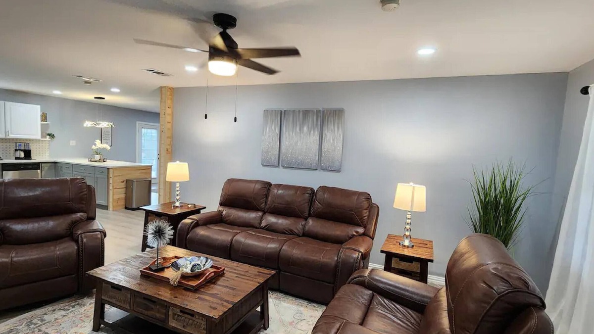 Denison House | Elegant & Spacious Home with large fence in back yard with garage.