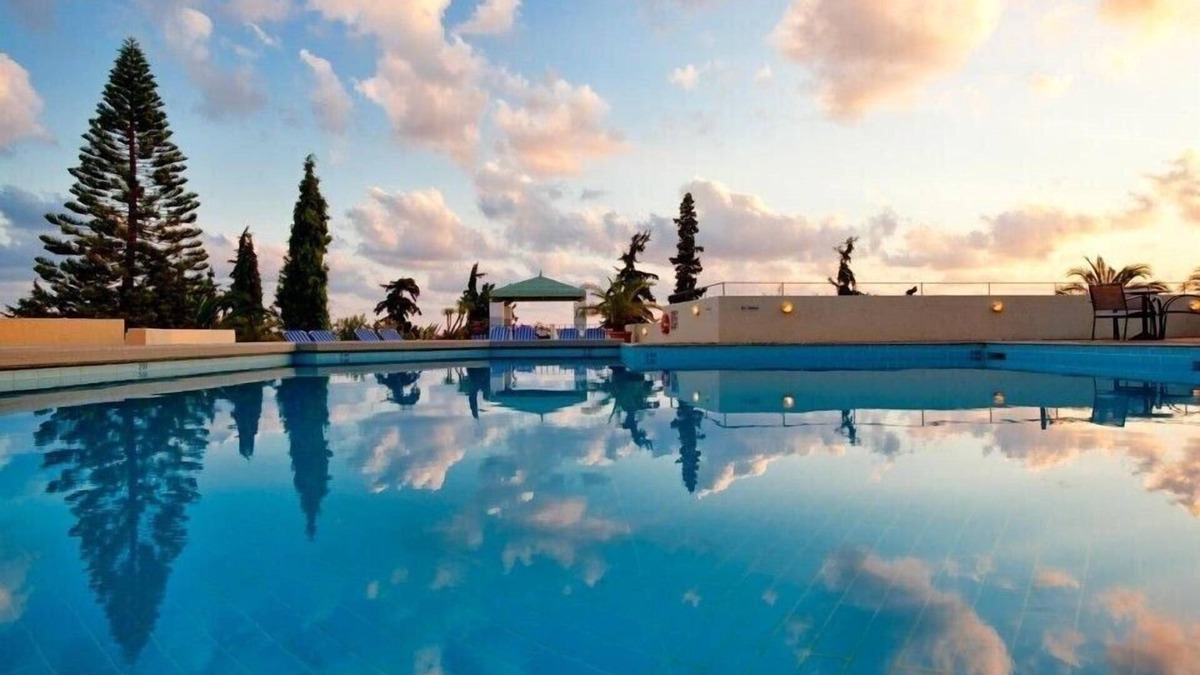Koutouloufari Apartment | Elegant Standard Villa Sea View Pool & Kitchenette
