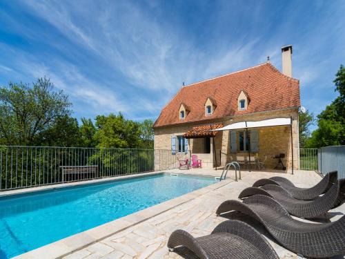 Themines House | Elegant Stay in Thémines