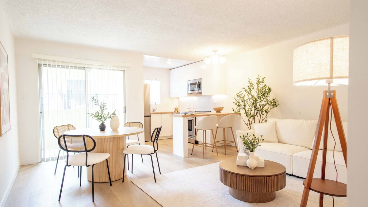 Wilshire Montana Apartment | Elegant Studio Santa Monica