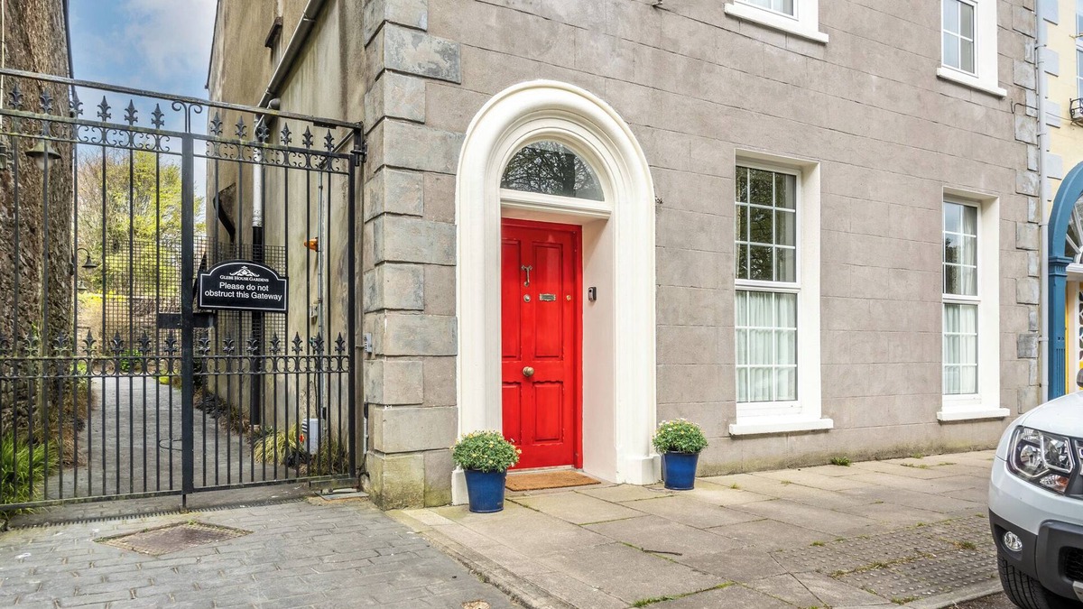 Clonakilty House | Elegant Suite in Historic Georgian Home , Emmet Square, Clonakilty