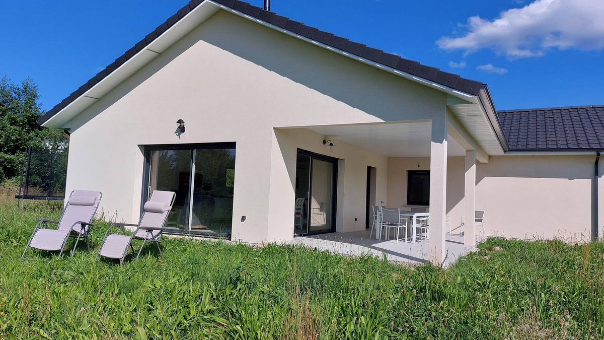 Ban-de-Laveline House | Elegant Vosges Getaway – Open-Plan Living & Nature
