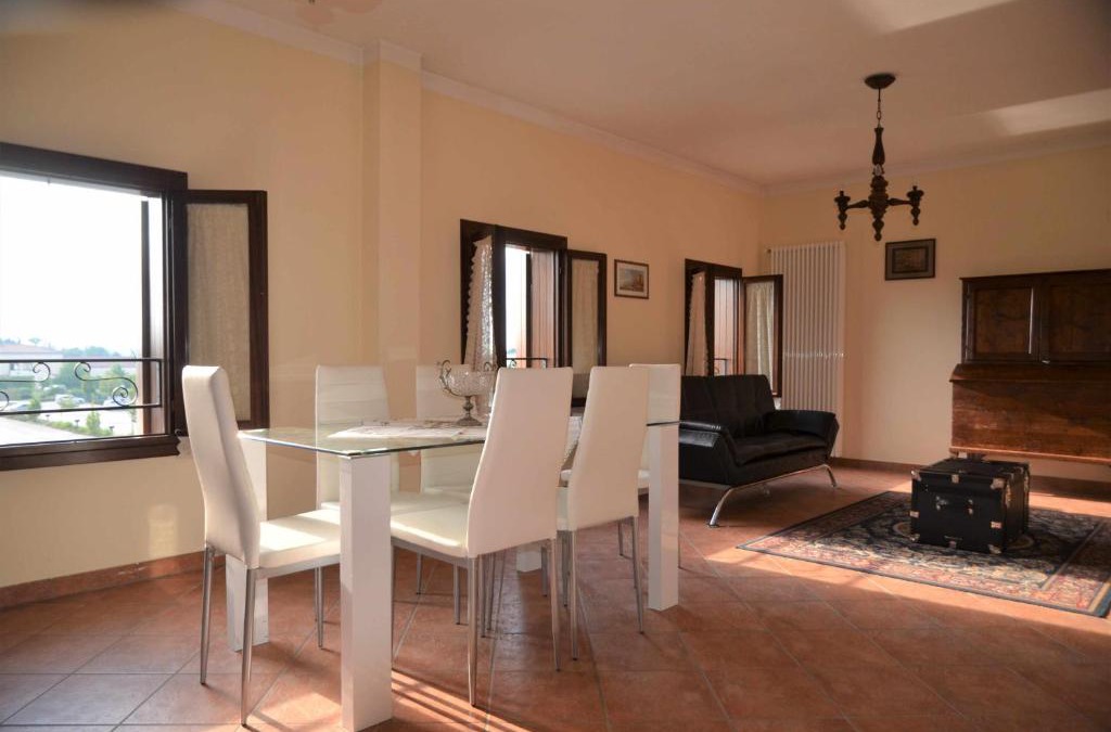 Camposampiero Apartment | Elegante ed economico appartamento a Camposampiero