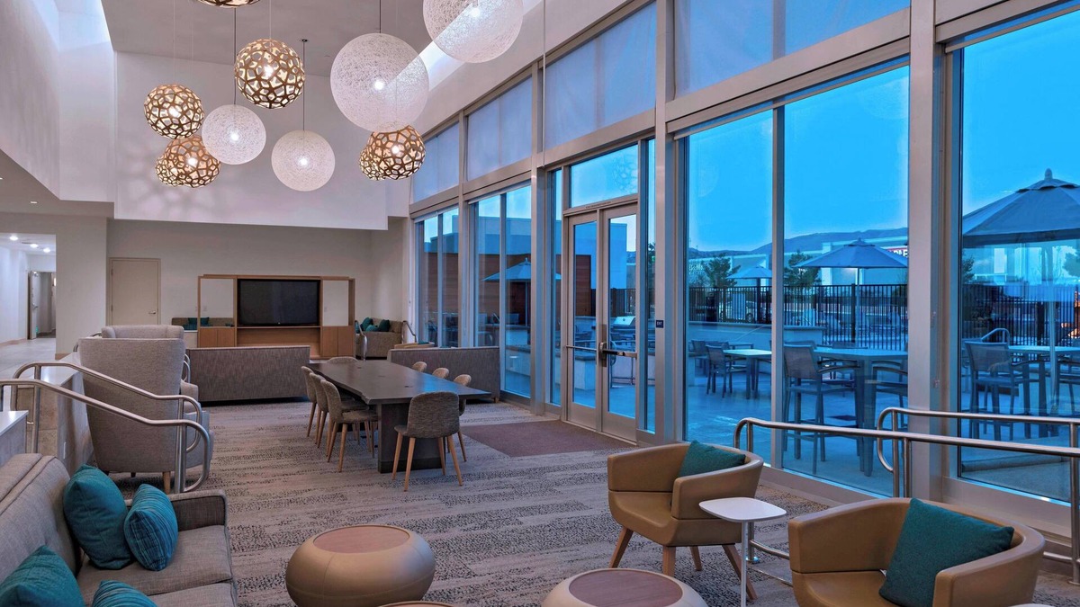 Palmdale Hotel | Element Palmdale