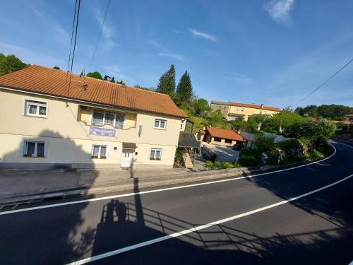 Pasjak House | Elena Rooms