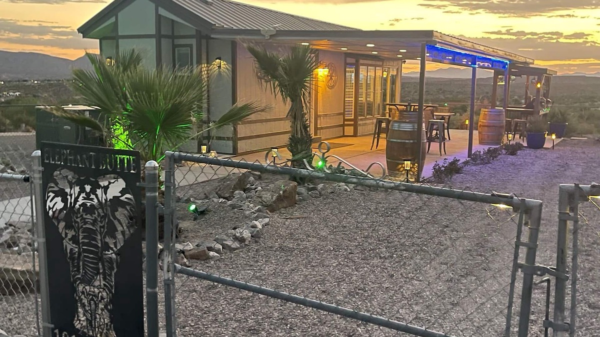 Elephant Butte House | Elephant Lake Sunset Oasis