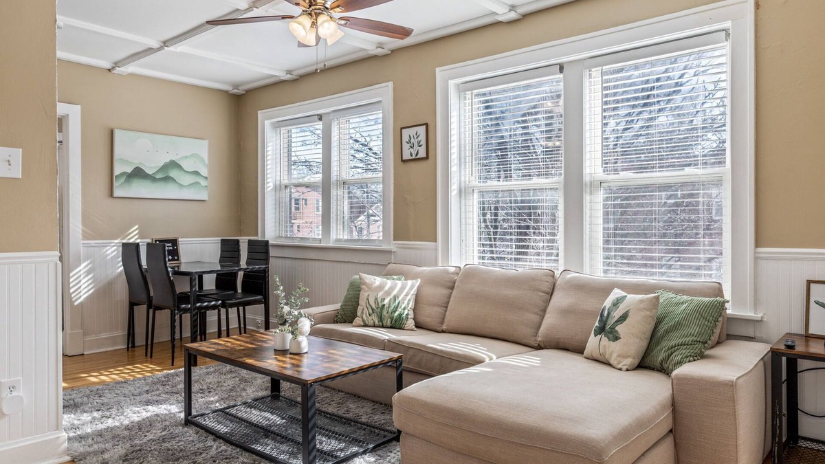 St. Louis Apartment | Elevated Escape: 1BR 2nd Floor Apartment