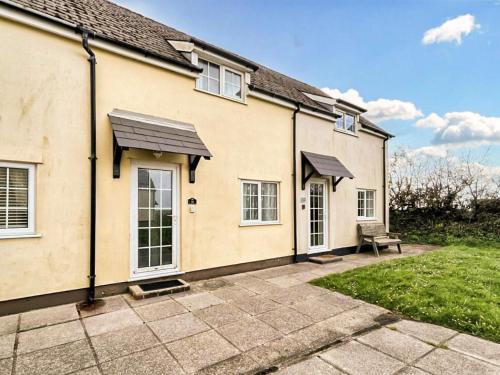 Kilkhampton House | Eleven