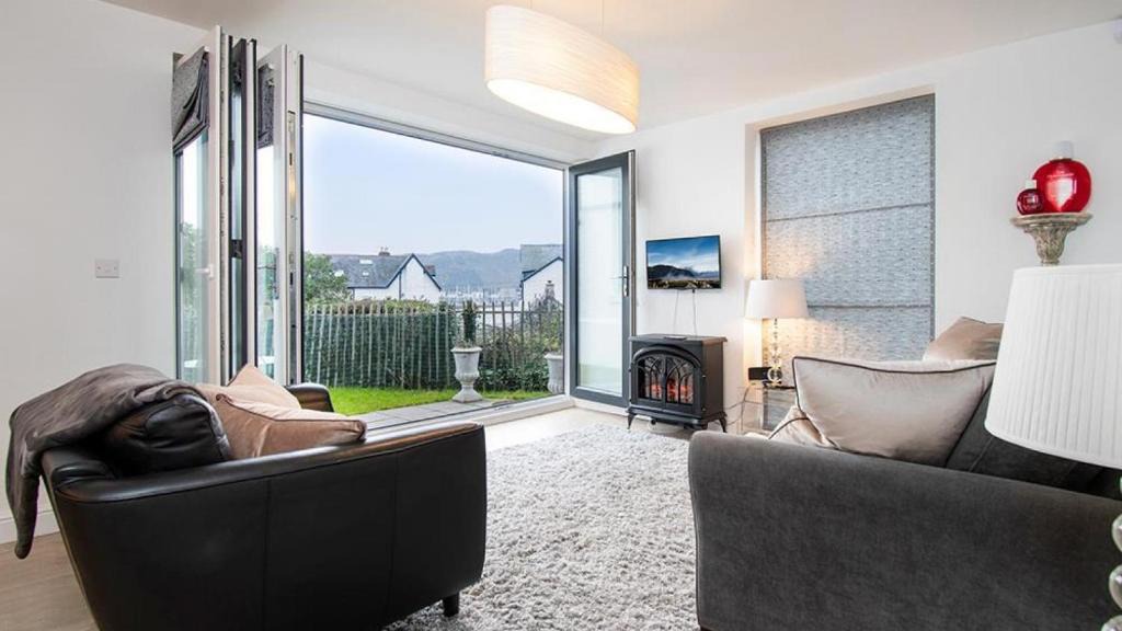 Deganwy House | Eleven