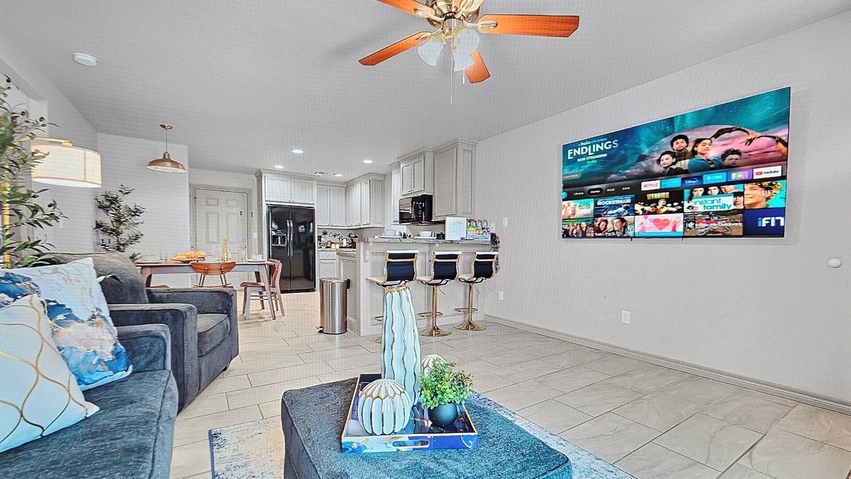 Elgin Apartment | Elgin Oasis Suite B