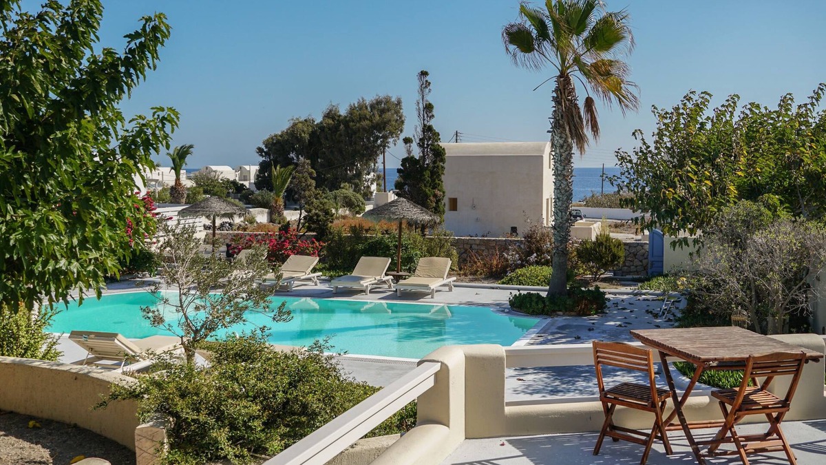 Agia Paraskevi Villa | Elia | Cycladic Three-Bedroom Villa with Private Pool and Sea View