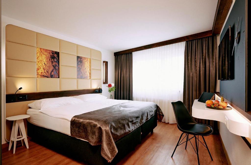 Visp Hotel | Elite