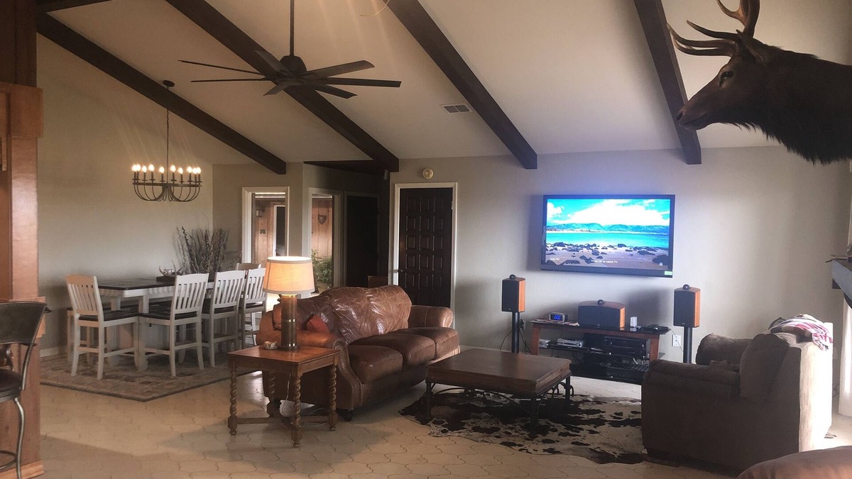 Bay Area House | ELK House in CC! 4 bedrooms 2 bath! Book now for Spring and Summer! Free Wi-Fi