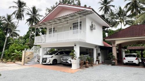 Kota Bharu House | Ellie`z Abra Homestay