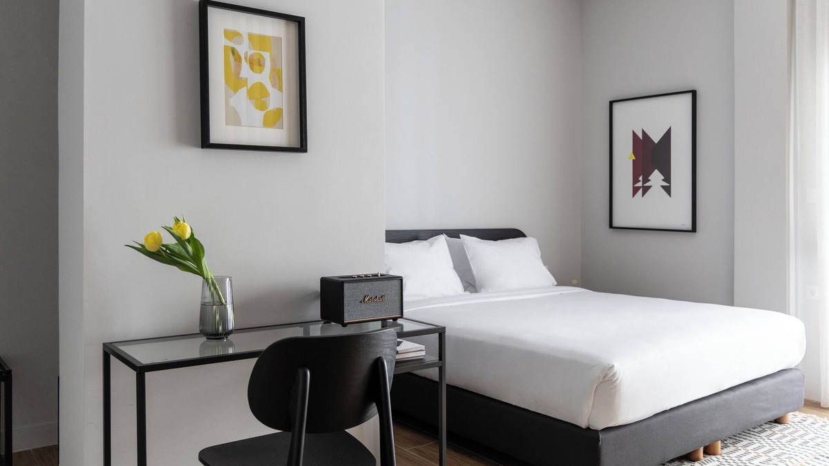 Petralona Apartment | Elliot Petralona, Athens
