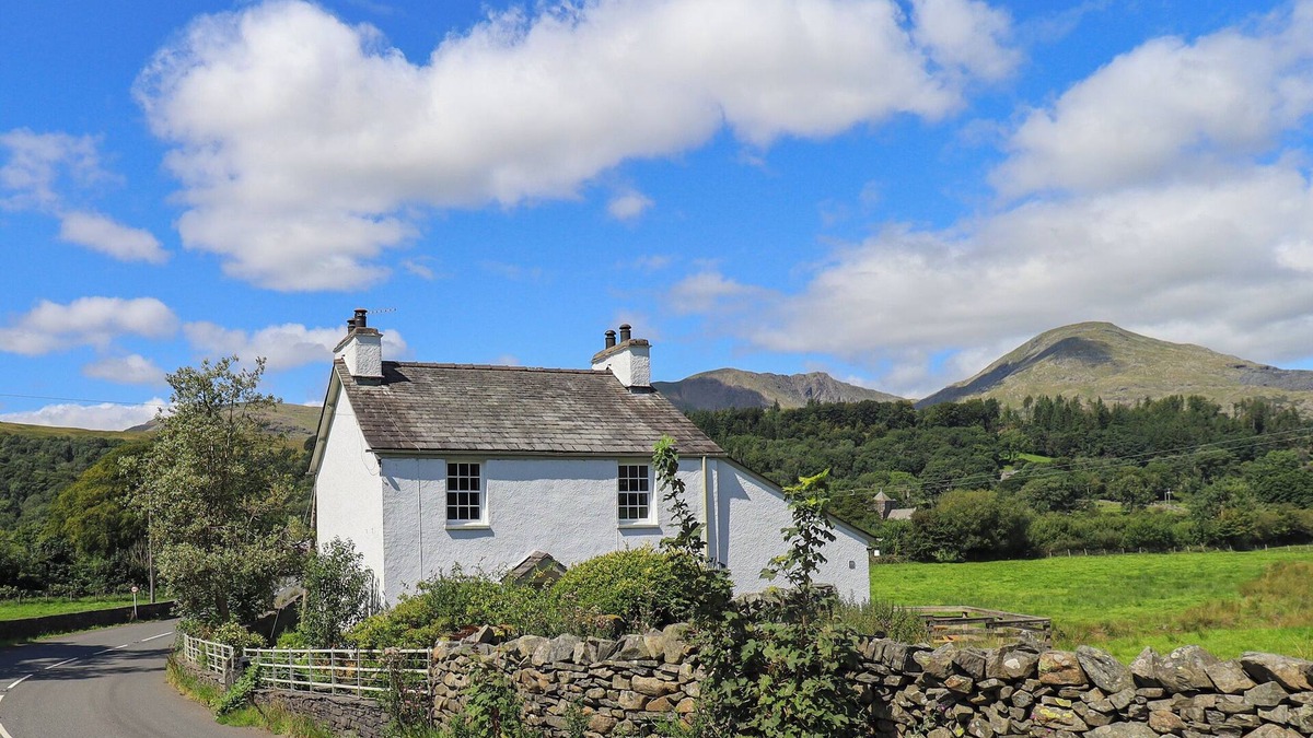 Torver Cottage | ELLIS HOWE, family friendly, character holiday cottage in Torver