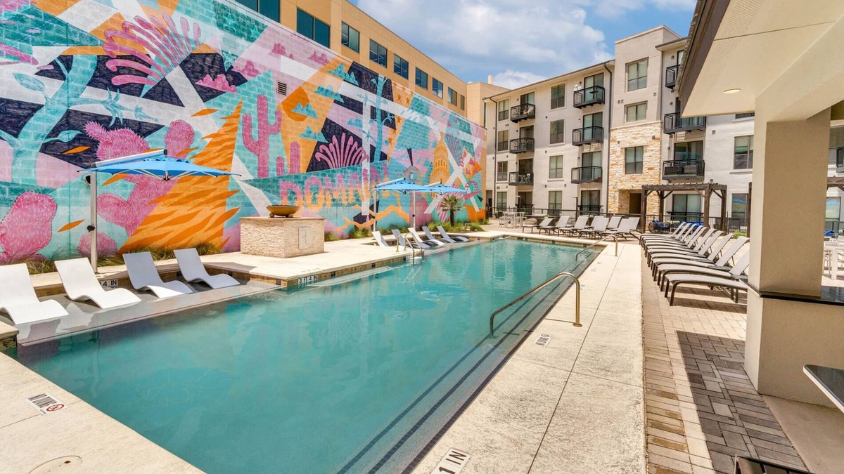 North Burnet Apartment | Elysian Luxe Rentals