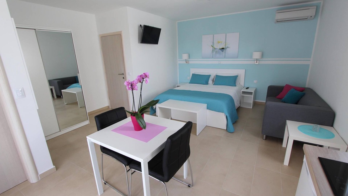 Rovinj Apartment | EMANUEL Studio with Balcony 3