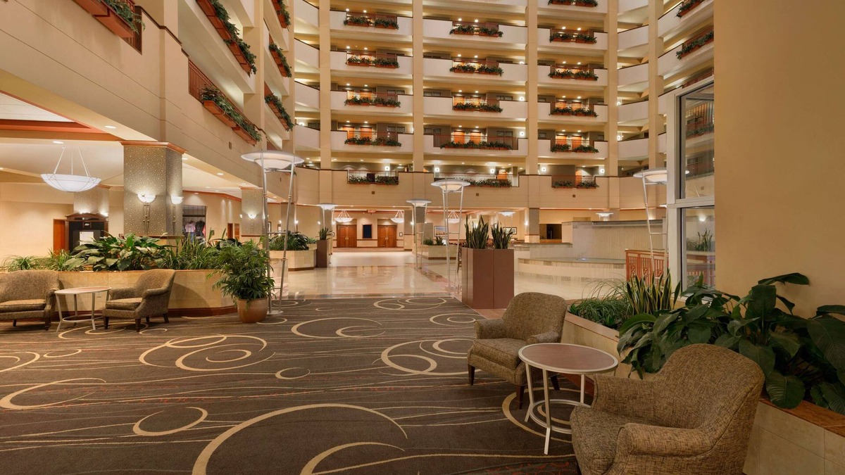 Franklin Hotel | Embassy Suites by Hilton Franklin Cool Springs