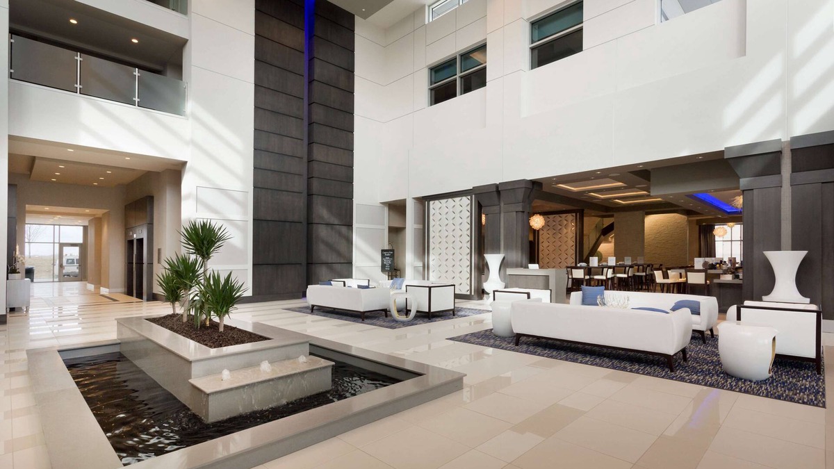 Olathe Hotel | Embassy Suites by Hilton Kansas City Olathe