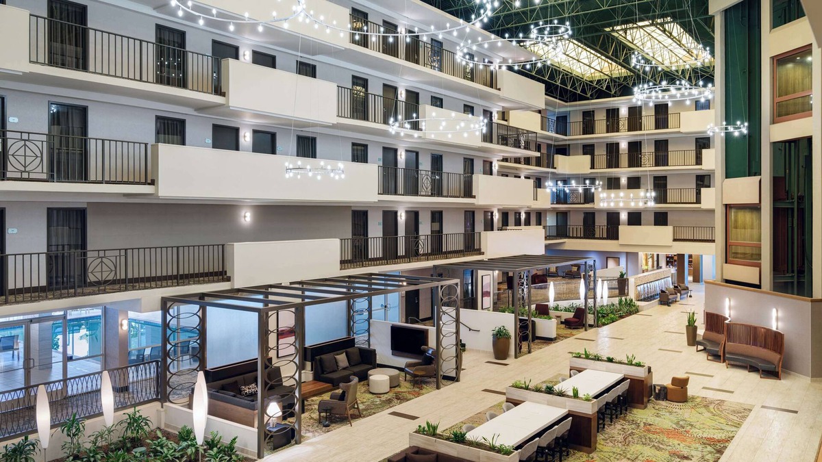 White Station Hotel | Embassy Suites by Hilton Memphis East Germantown Area