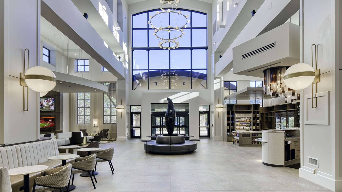 Umstead Hotel | Embassy Suites by Hilton Raleigh Durham Airport Brier Creek
