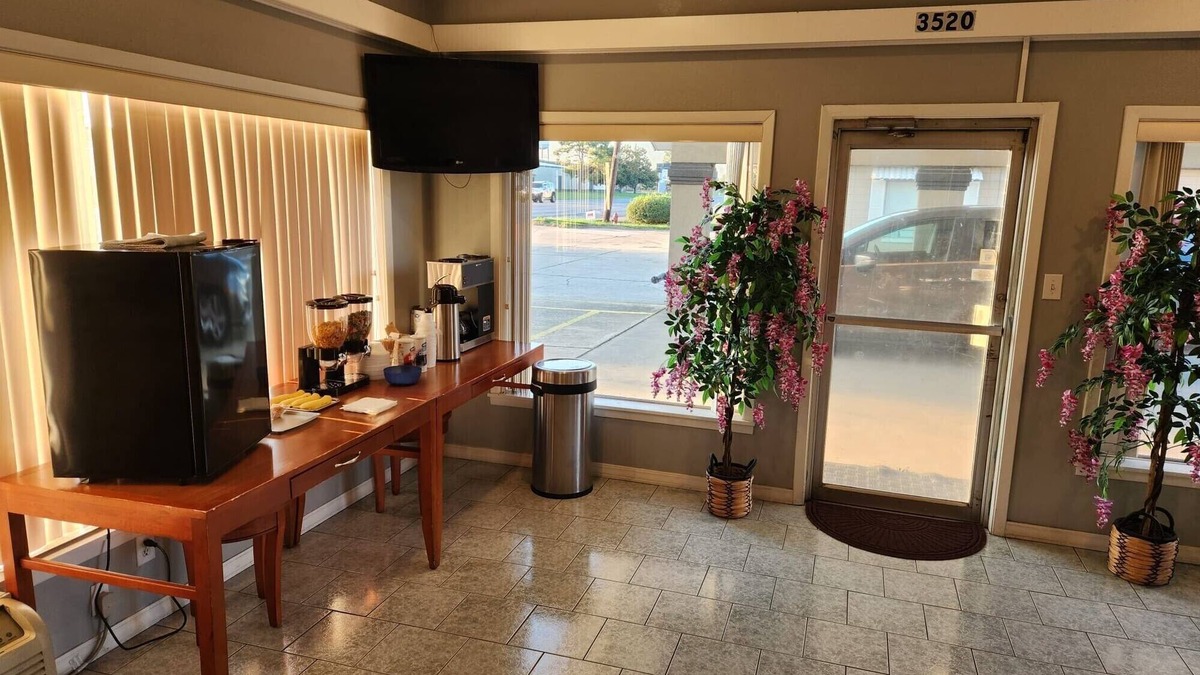 Winnsboro Hotel | Embers Inn