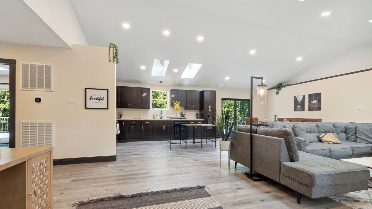 Ridgeway House | Emerald in Berkeley Springs, WV