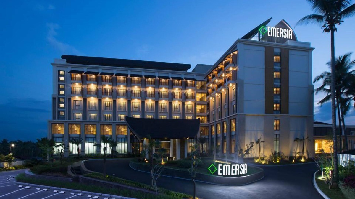 Batusangkar Hotel | Emersia Hotel & Resort Batusangkar