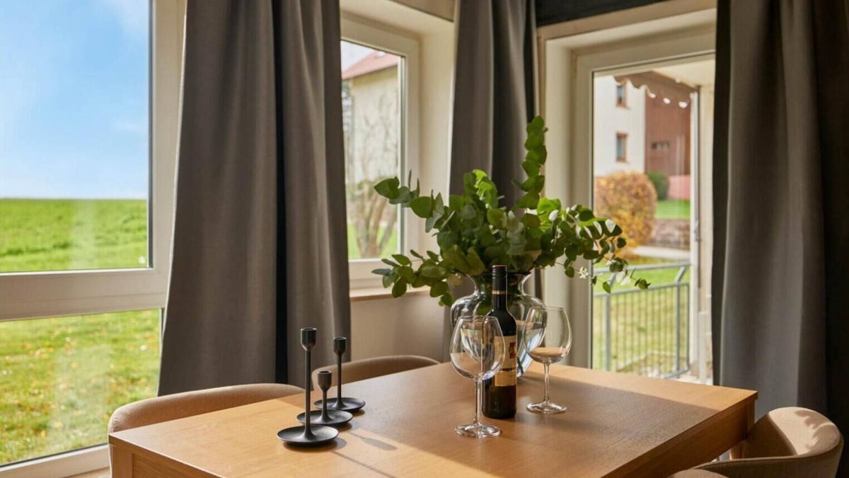 Wallduern Apartment | Emma - in Abstract Style