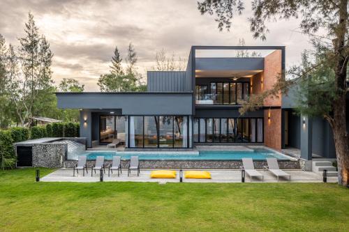 Huai Yang Resort | Emmarin Villa