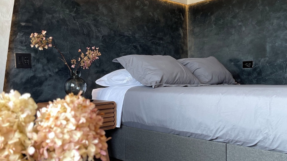 Brandon Hotel | Emrose Luxury Cabins