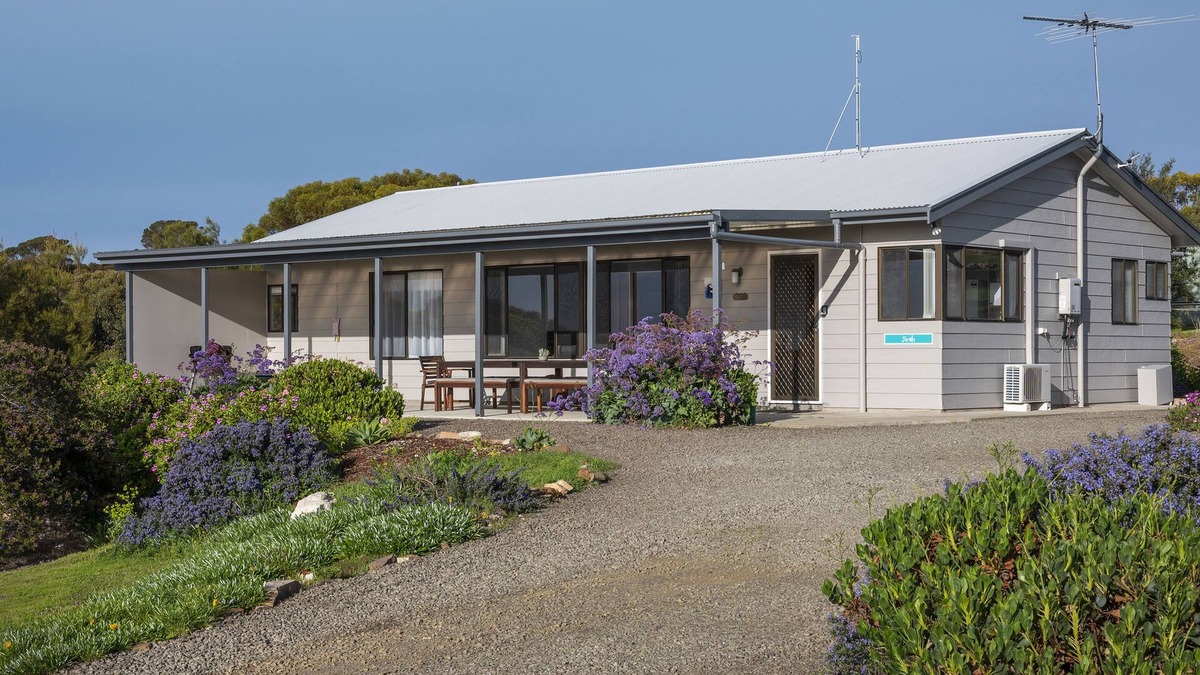 Emu Bay House | Emu Bay Holiday Homes