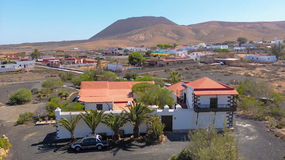 Antigua Apartment | En Fuerteventura Apartamento Frente al Volcán Gayría en Finca Rural Ecológica