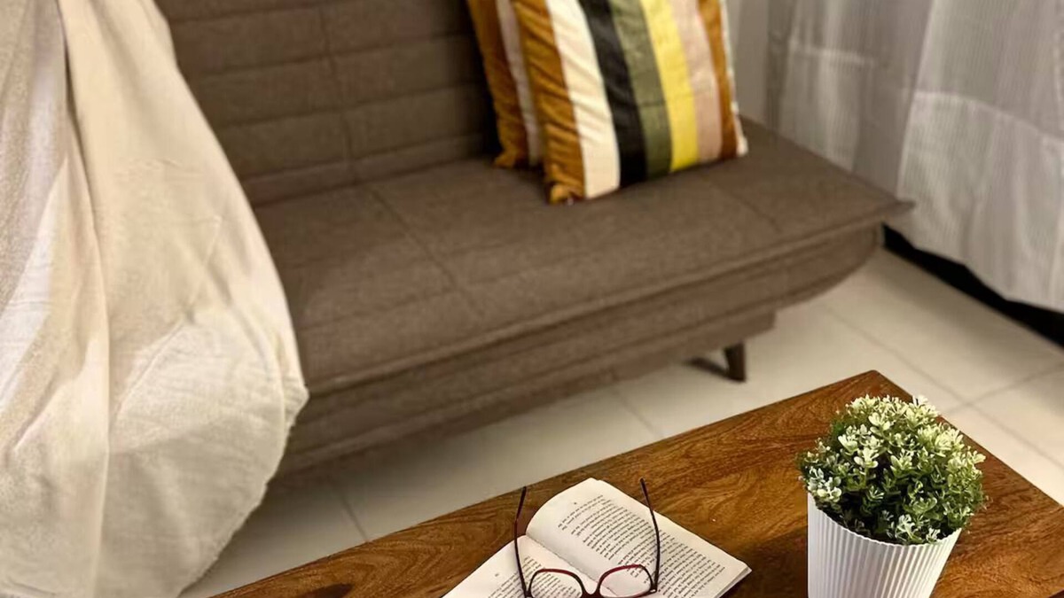 Hadapsar Apartment | Ena by StayVio – Amanora Park Town, Hadapsar, Pune