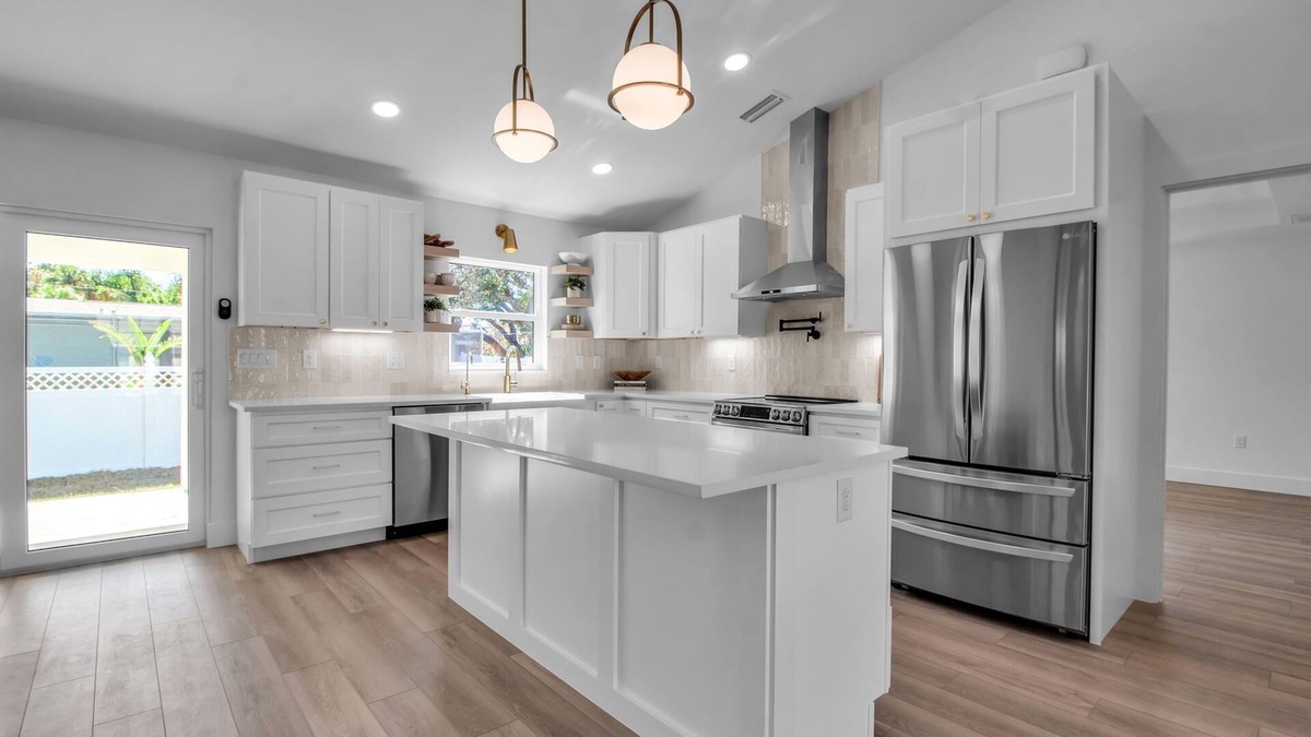 South Venice House | Enchanting 3-bedroom house in Venice with WiFi