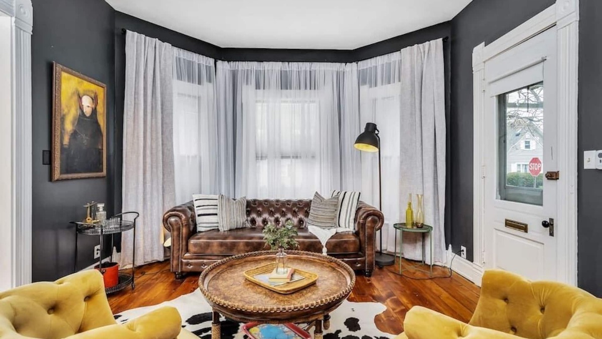 Xenia House | Enchanting Bungalow - 2BR Historic Hidden Gem