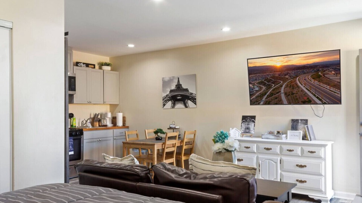 Canyon Country Condo | Enchanting suite nestled in quaint Santa Clarita!