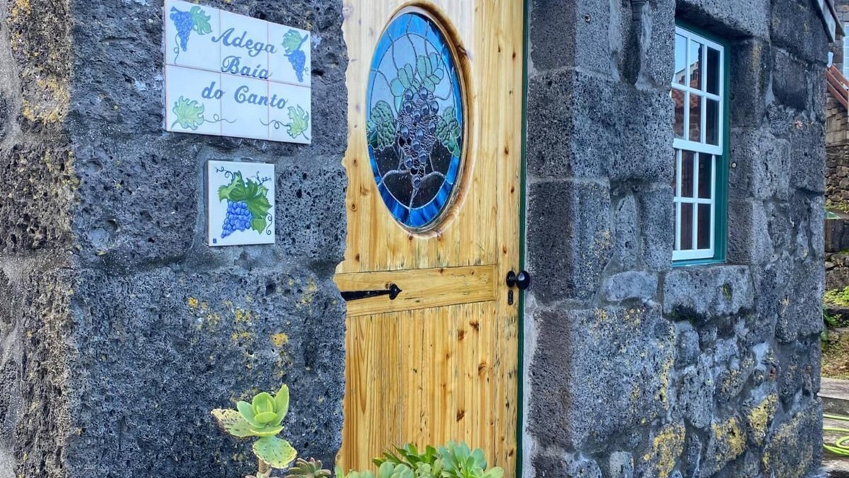 Santo Amaro House | Enchanting view from the balcony of beautifully restored "Adega Baia do Canto".