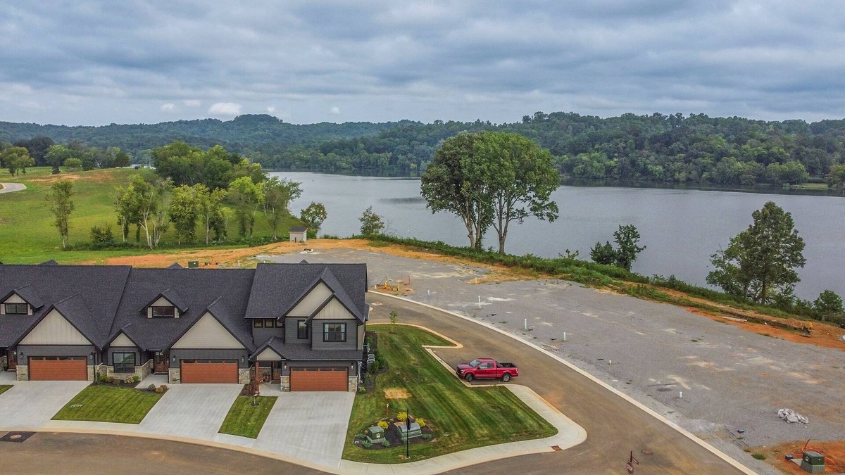 Loudon House | Endless amenities at Tennessee National!