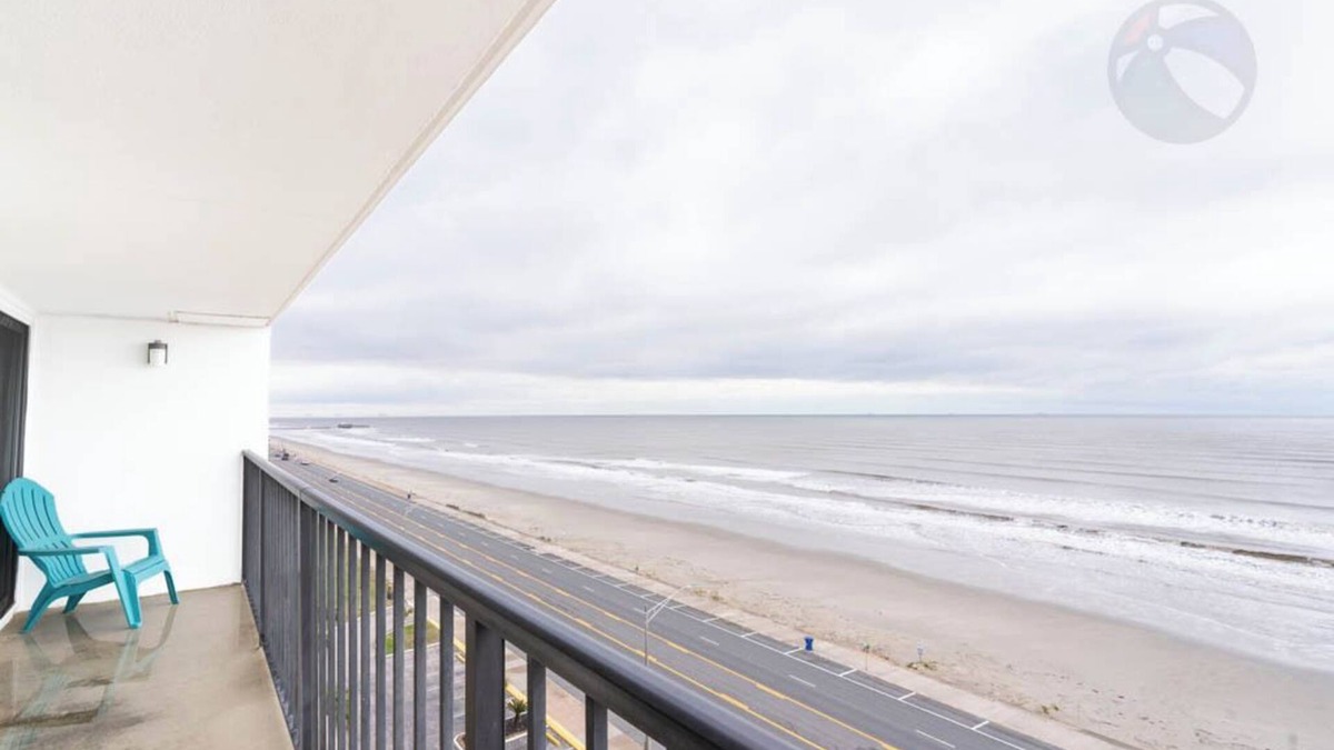 Galveston Condo | Endless Summer By The Sea