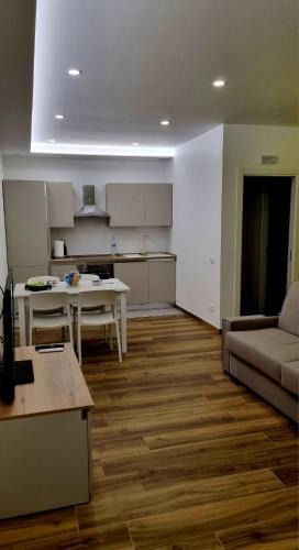 Brolo Apartment | Endless Summer