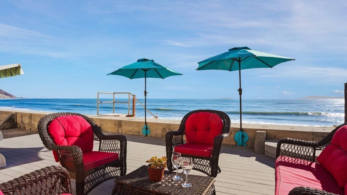 Faria Beach House | Endless Summer! Large Family Friendly Beach House!