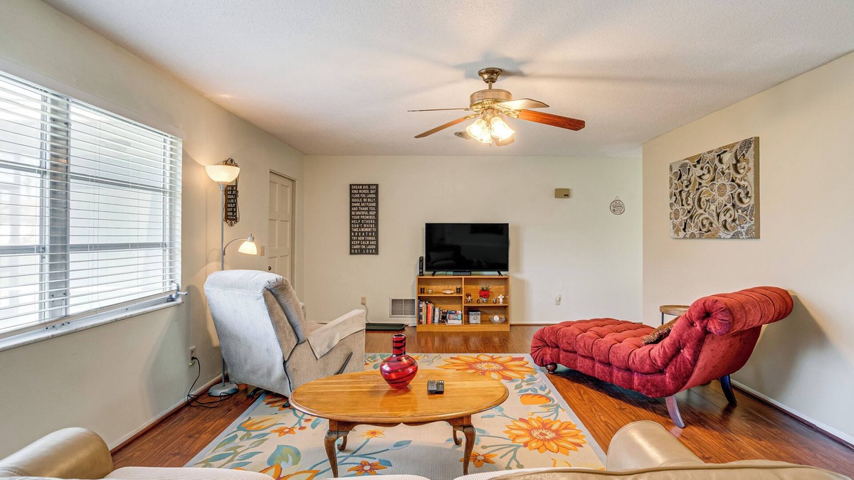 Bay Harbor Estates House | Englewood Home on Canal: Boat to Lemon Bay!