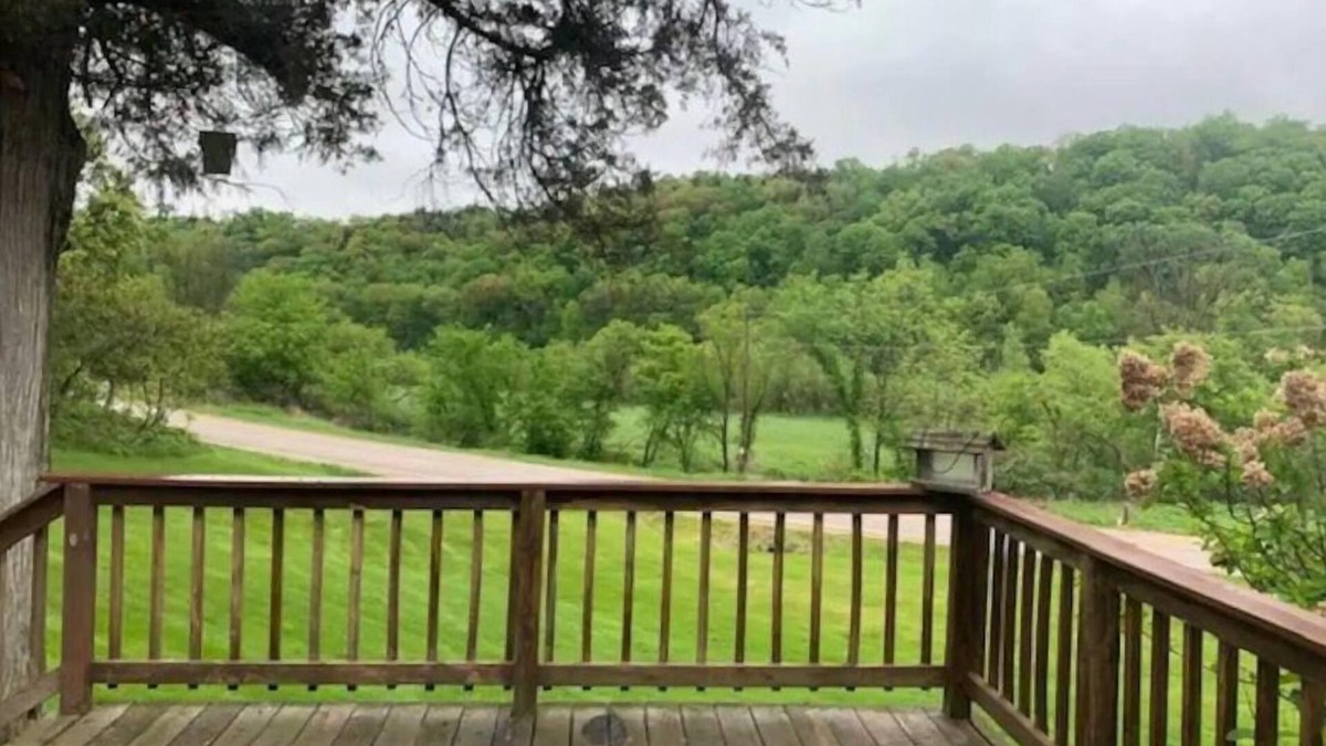 Soldiers Grove Other | English Run Rental House