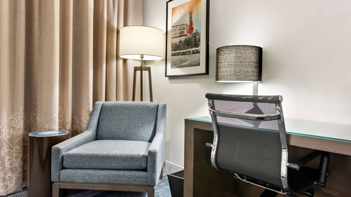 Bee Cave Apartment | Enjoy a Hassle-Free Stay! 3 Posh Units, Close to Bee Cave Sculpture Park